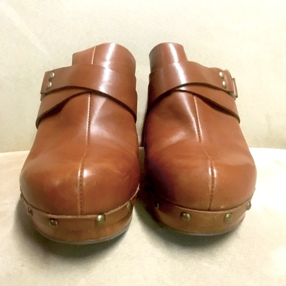 Kirk s Ease Leather Wooded Heel Mules - Picture 3 of 9